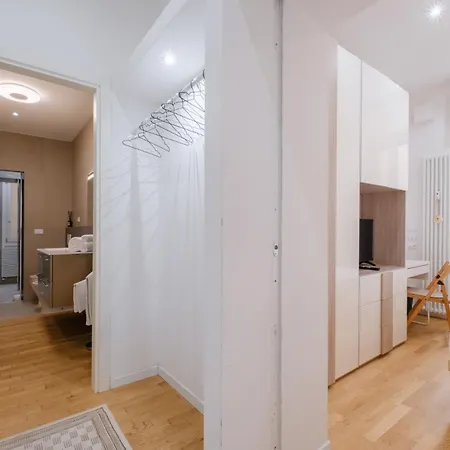 Apartment Casa Farini Towers By Bologna